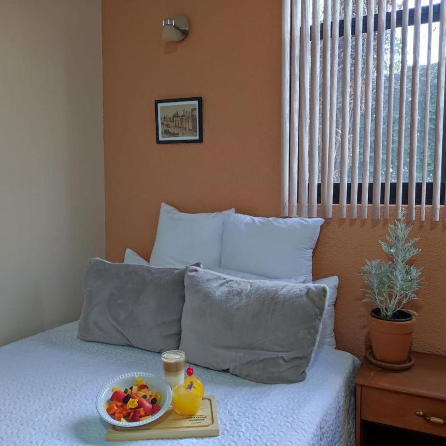 Hotel Express Quinta Soledad เม็กซิโกซิตี้ ภายนอก รูปภาพ