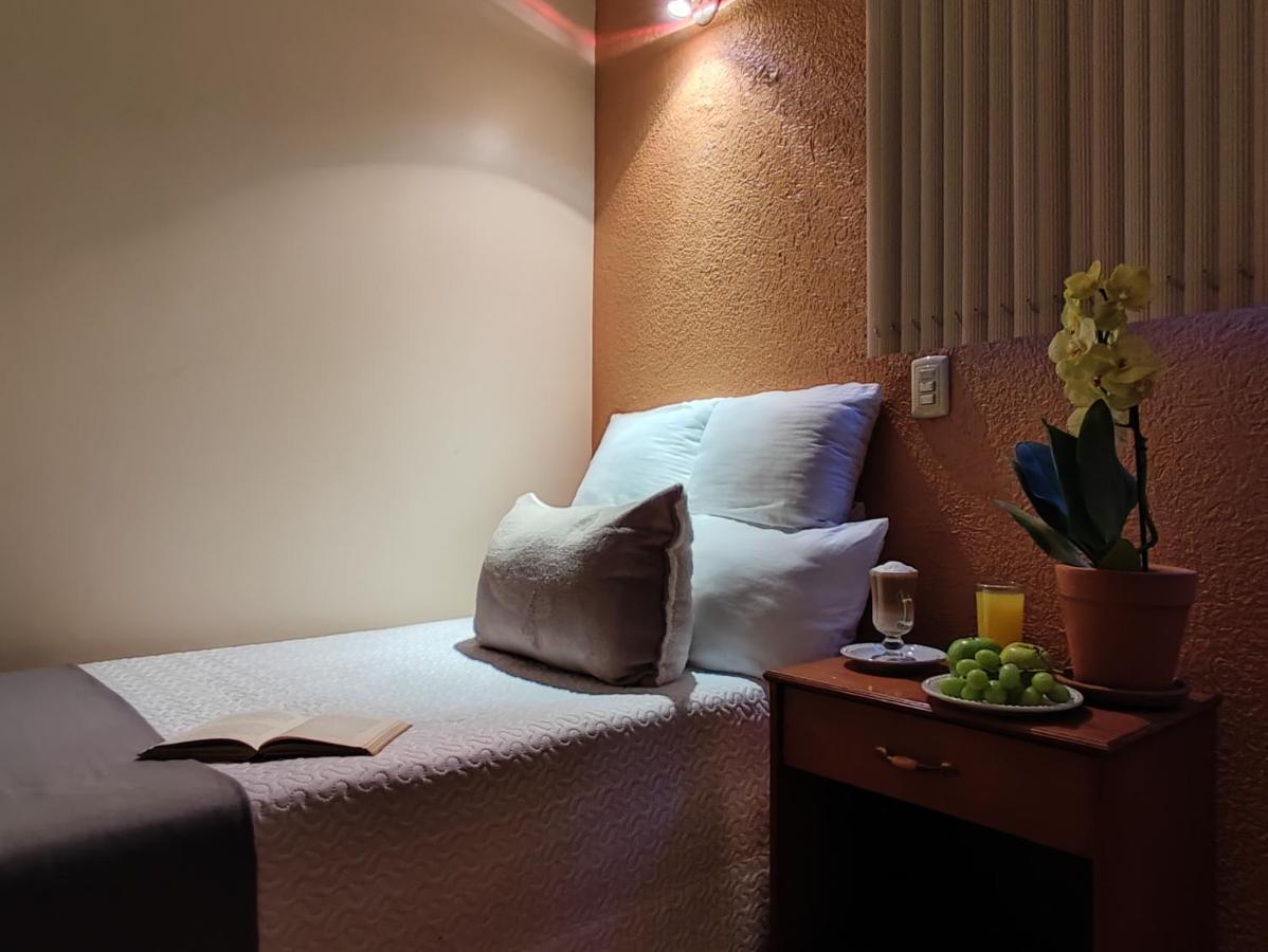 Hotel Express Quinta Soledad เม็กซิโกซิตี้ ภายนอก รูปภาพ